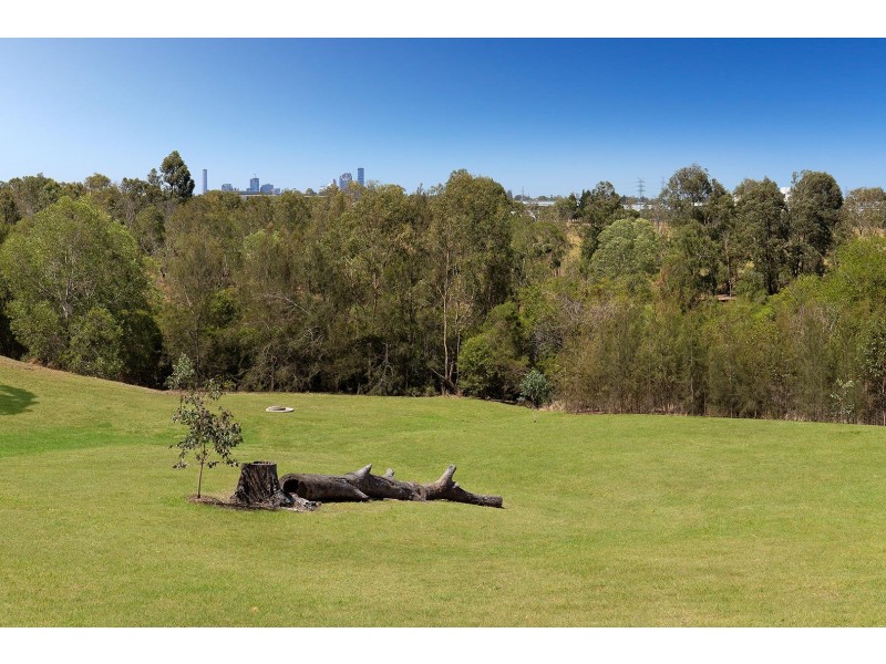 28 Erinvale Street, Corinda QLD 4075