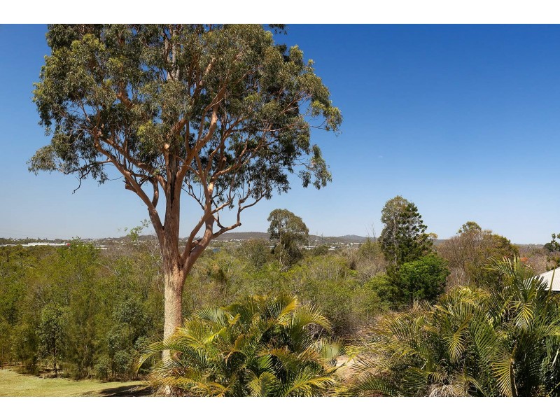 28 Erinvale Street, Corinda QLD 4075