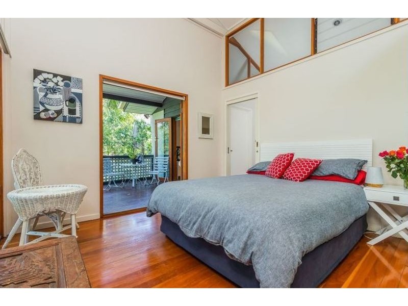 49 Goolman Street, Chapel Hill QLD 4069