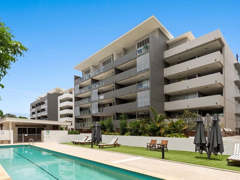 24/95 Clarence Road, Indooroopilly QLD 4068