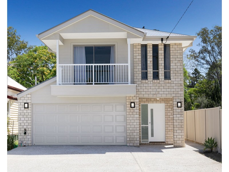 62 Oxley Station Road, Oxley QLD 4075