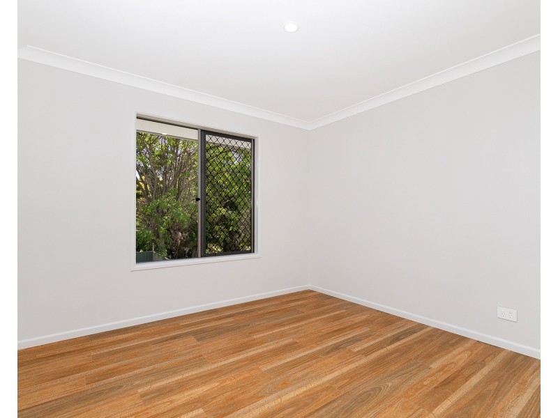 62 Oxley Station Road, Oxley QLD 4075