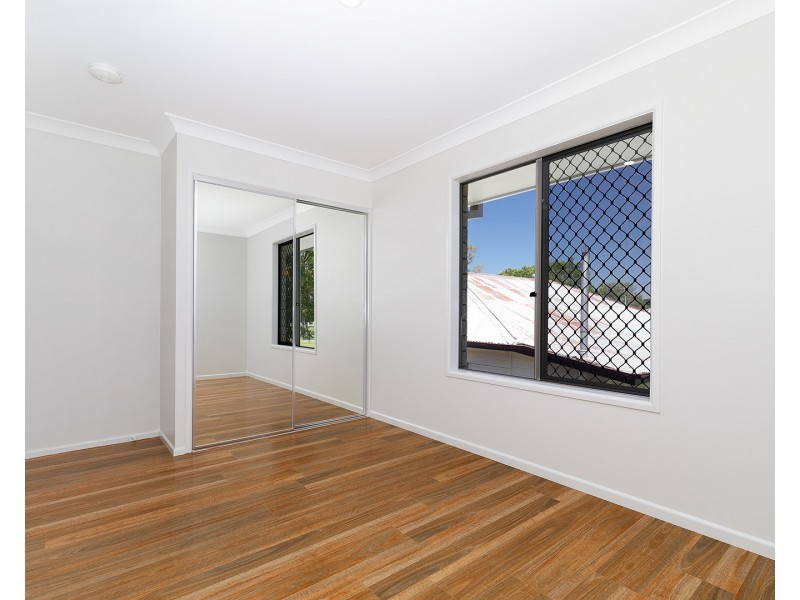 62 Oxley Station Road, Oxley QLD 4075