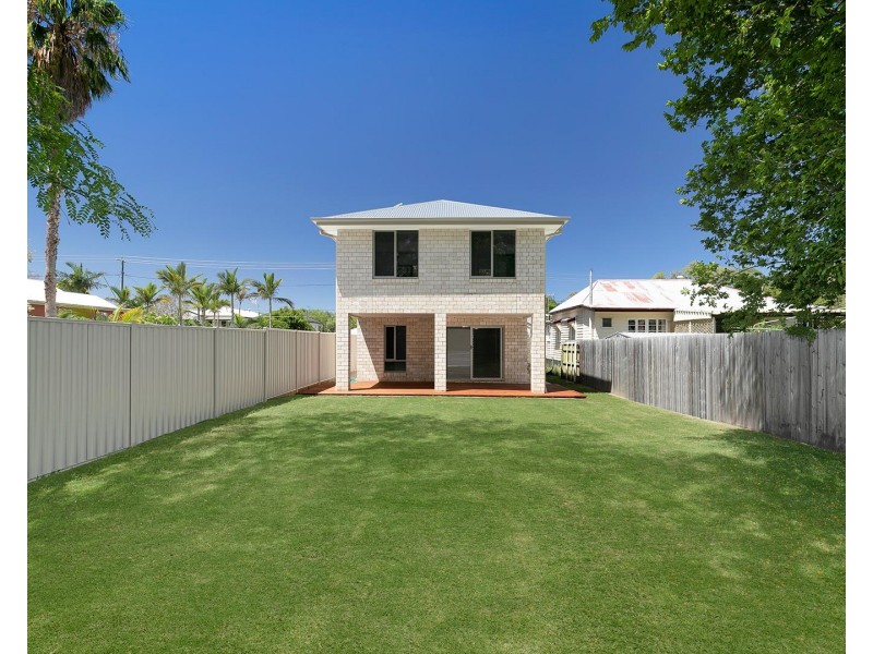 62 Oxley Station Road, Oxley QLD 4075