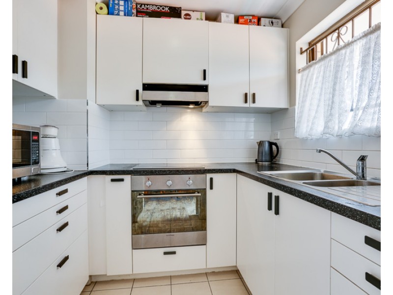 8/21 Skew Street, Sherwood QLD 4075