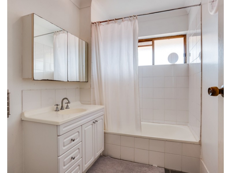 8/21 Skew Street, Sherwood QLD 4075