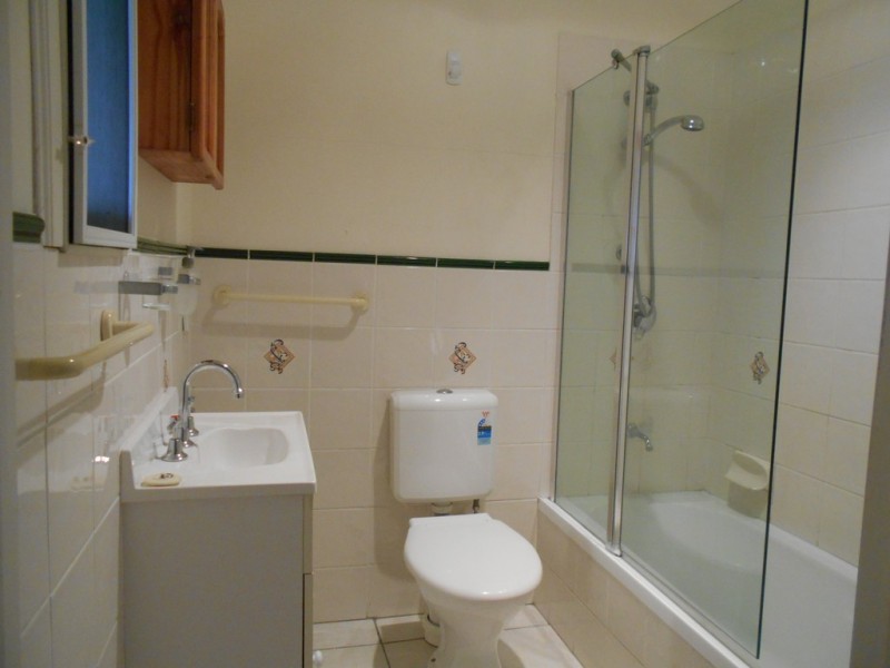 223 Verney Road East, Graceville QLD 4075