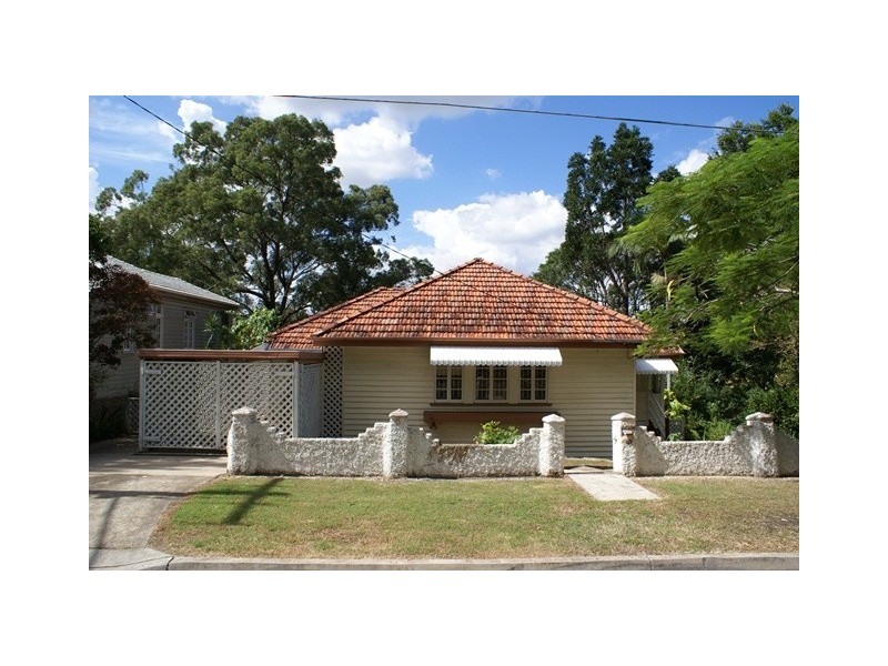 24 Henderson Street, Oxley QLD 4075