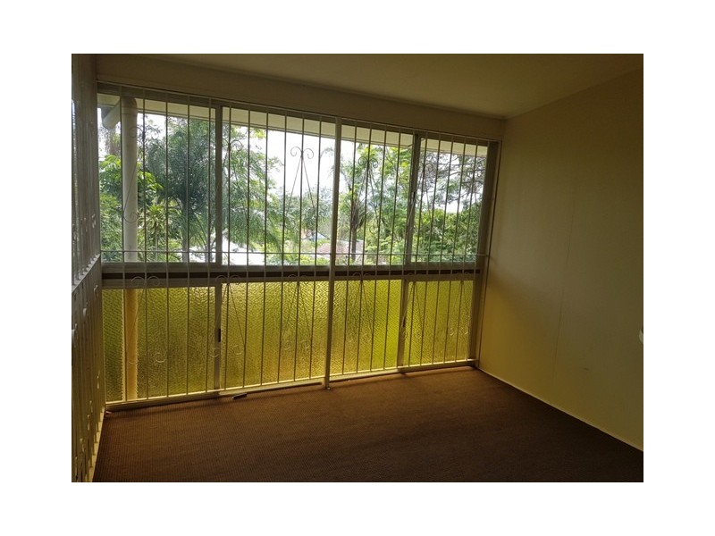 24 Henderson Street, Oxley QLD 4075