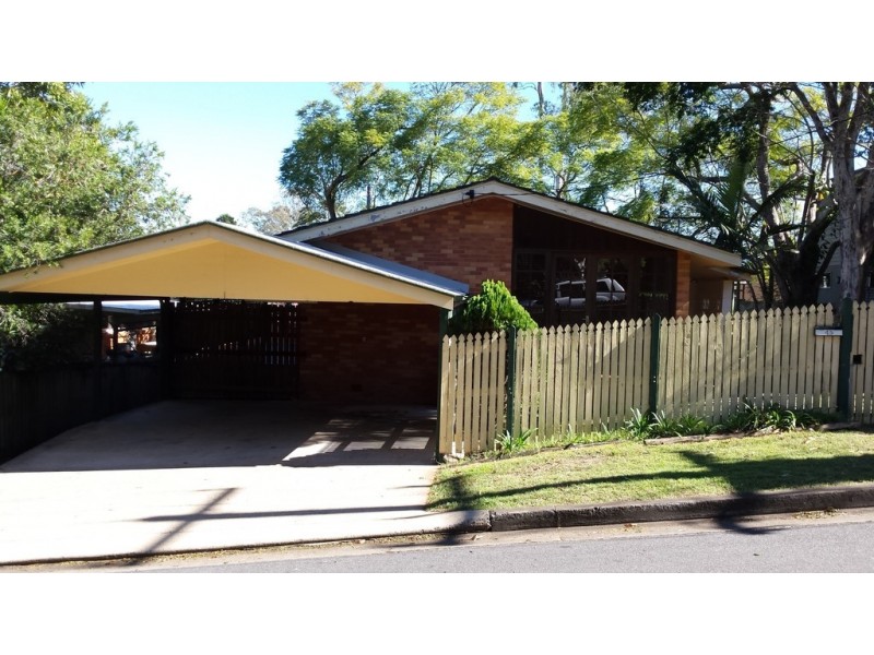 49 Magazine Street, Sherwood QLD 4075