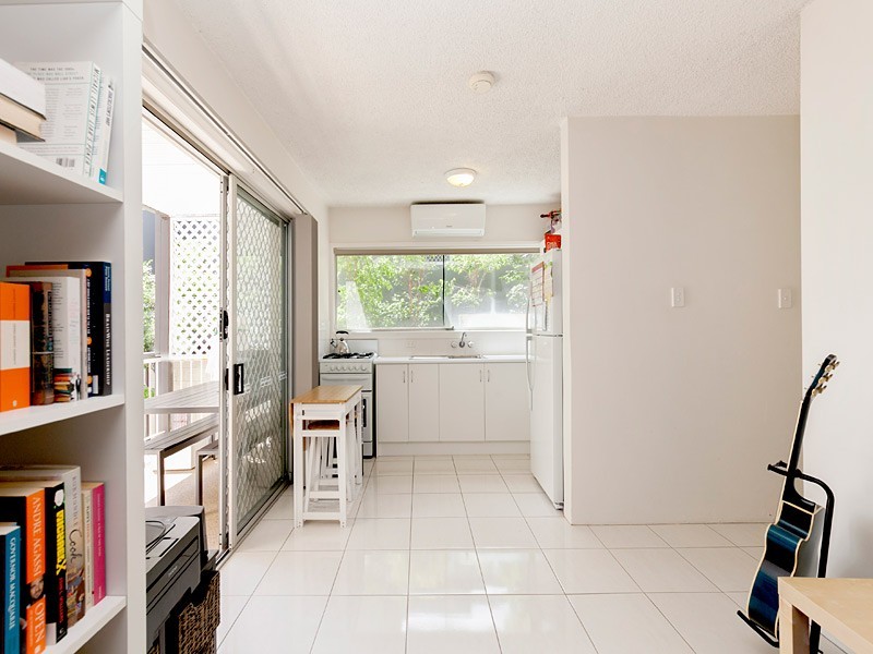 2/11 Sutton Street, Chelmer QLD 4068