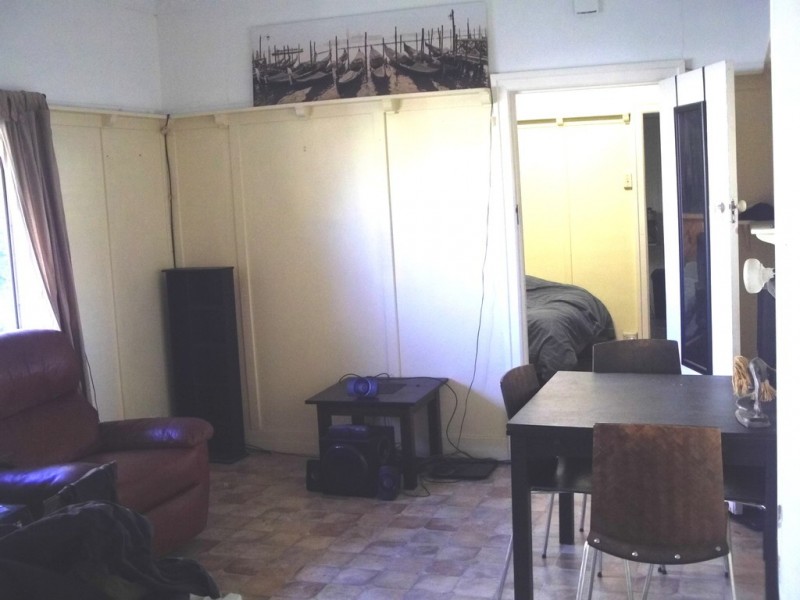 1/161 Long Street East, Graceville QLD 4075