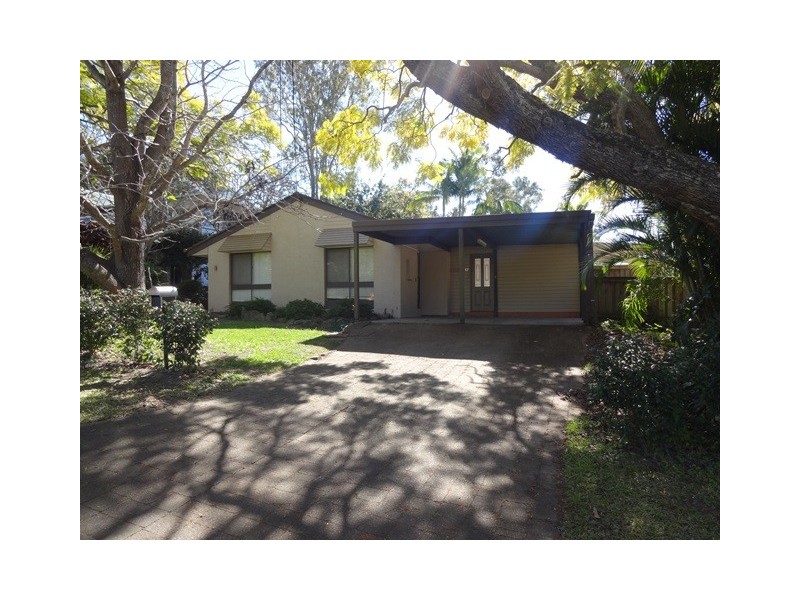 17 Stanfell Street, Corinda QLD 4075