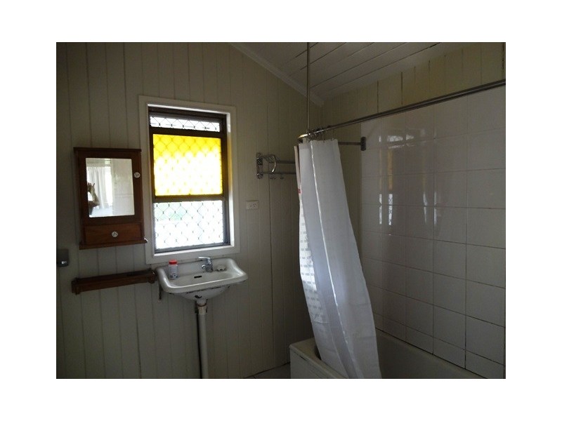 281 Oxley Road, Graceville QLD 4075