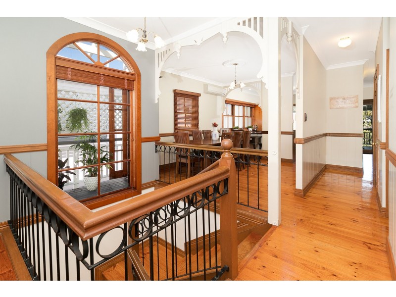 36 Chelmer Street East, Chelmer QLD 4068