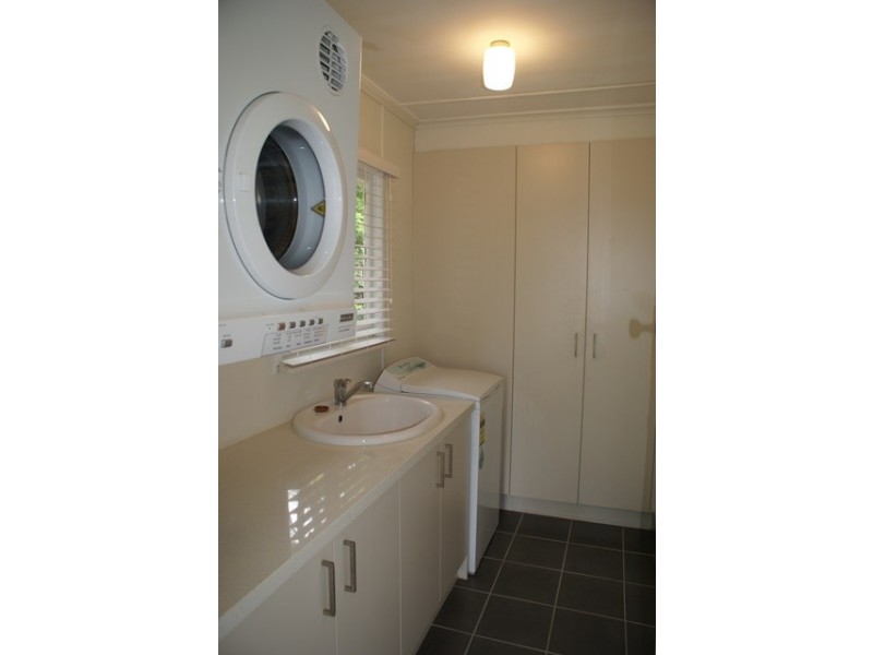 48 Baronsfield Street, Graceville QLD 4075