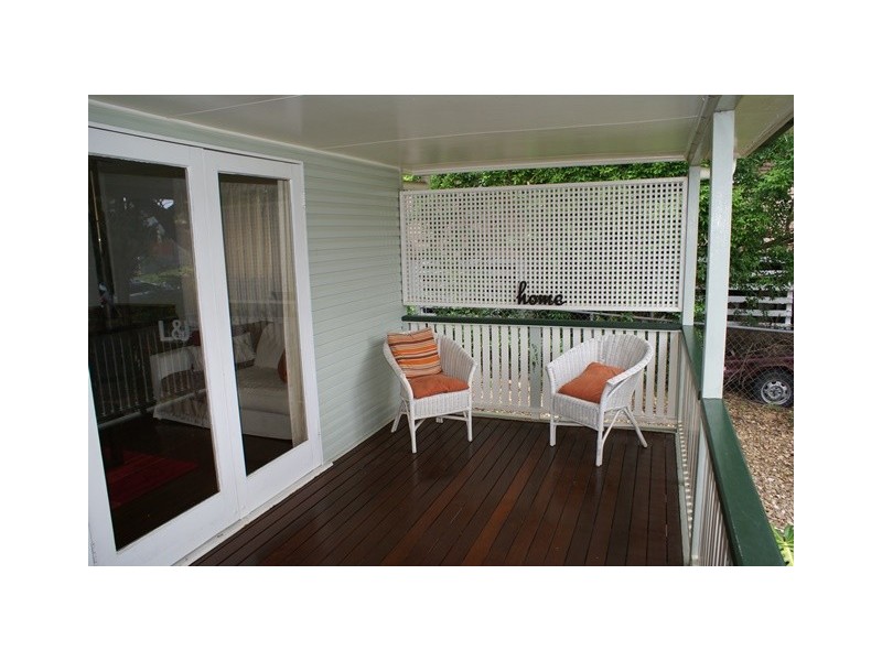 48 Baronsfield Street, Graceville QLD 4075