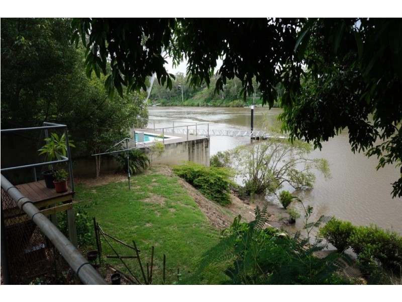1/7 Sutton Street, Chelmer QLD 4068