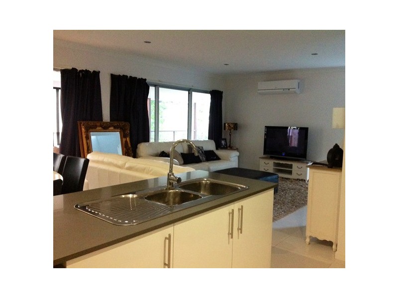 17 Skew Street, Sherwood QLD 4075