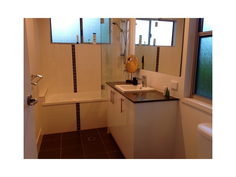 17 Skew Street, Sherwood QLD 4075