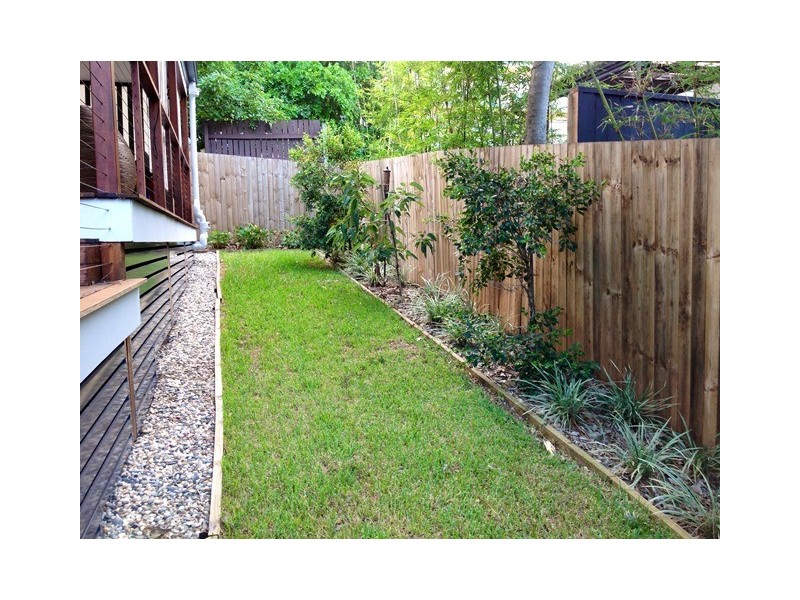 17 Skew Street, Sherwood QLD 4075