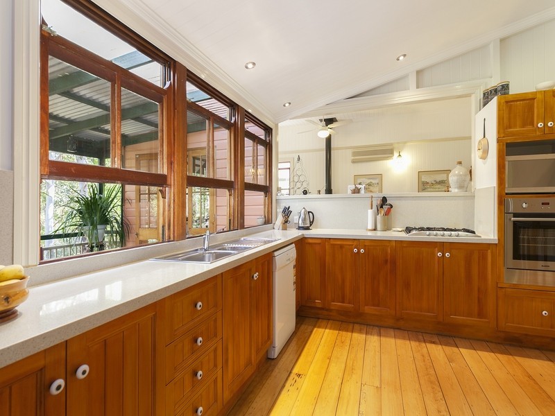 19 Wattle Avenue, Yeerongpilly QLD 4105