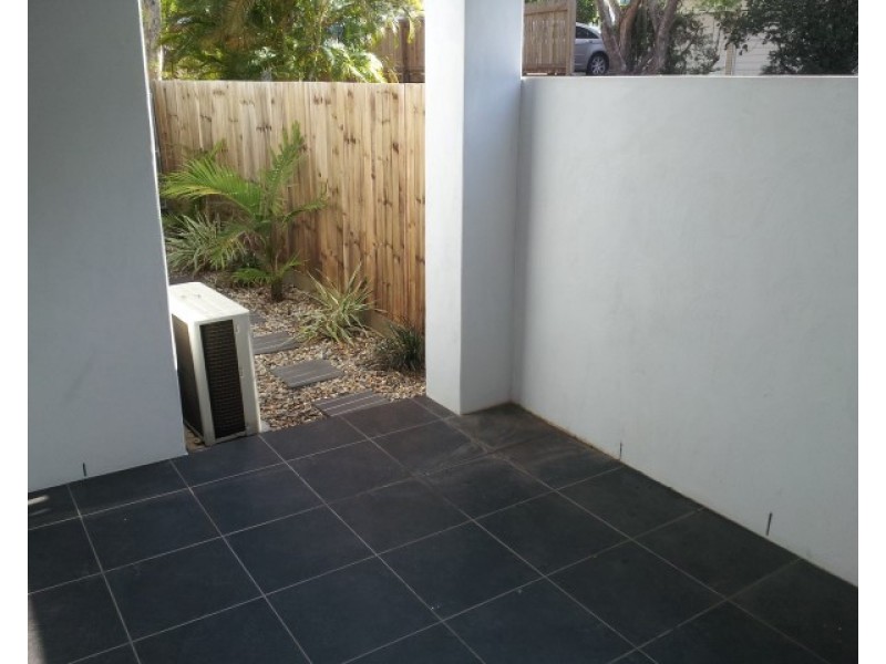 17a Skew Street, Sherwood QLD 4075