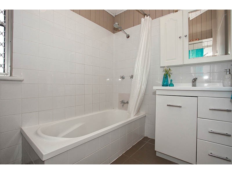 59 Evadne Street, Graceville QLD 4075