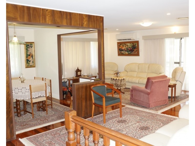 52 Sutton, Chelmer QLD 4068