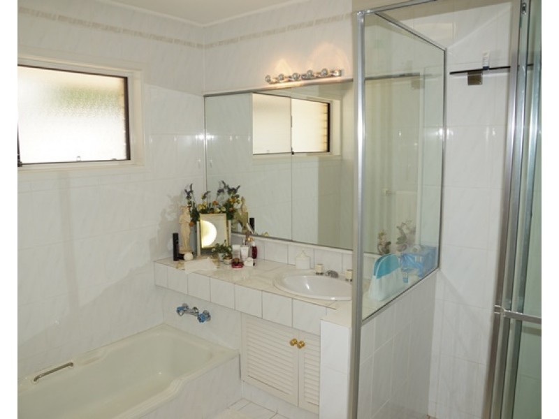 52 Sutton, Chelmer QLD 4068