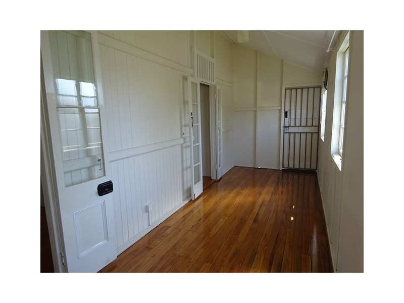 11 Lynne Grove Avenue, Corinda QLD 4075