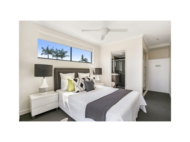 203/564 Sherwood Road, Sherwood QLD 4075