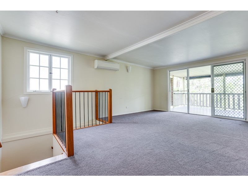 38 Blackheath Road, Oxley QLD 4075