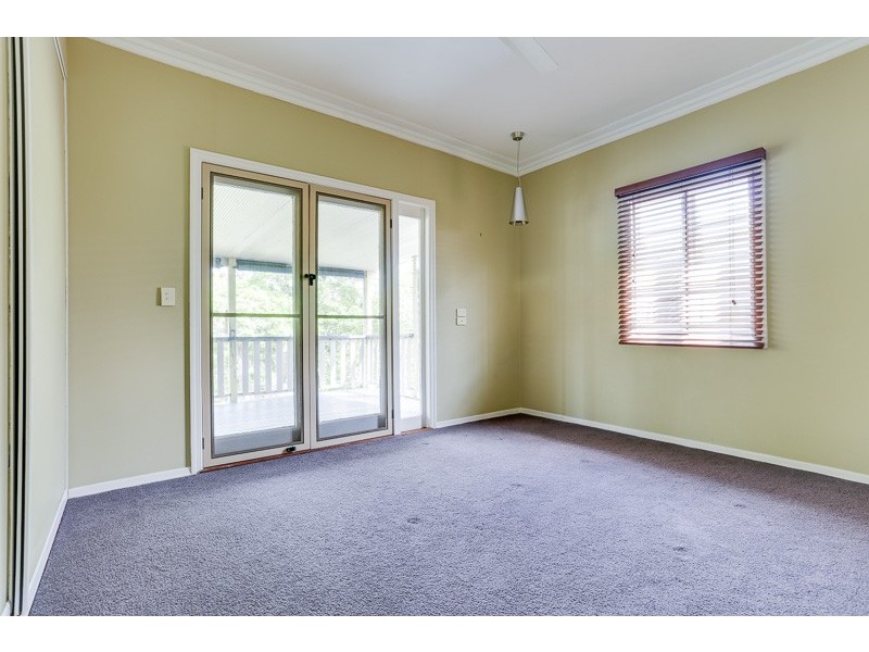 38 Blackheath Road, Oxley QLD 4075