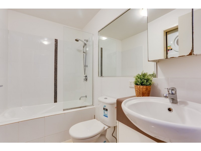 2/612 Sherwood Road, Sherwood QLD 4075