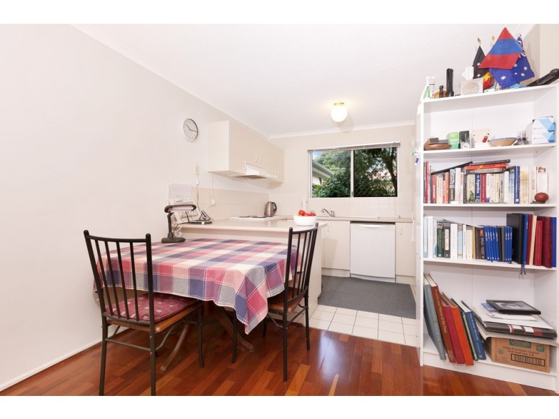 9/3 Central Avenue, Sherwood QLD 4075