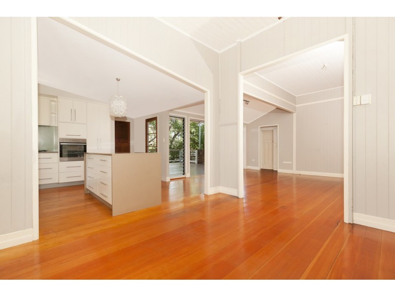 74 Jellicoe Street, Coorparoo QLD 4151