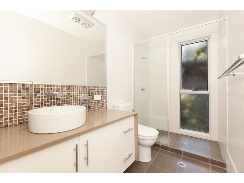 74 Jellicoe Street, Coorparoo QLD 4151