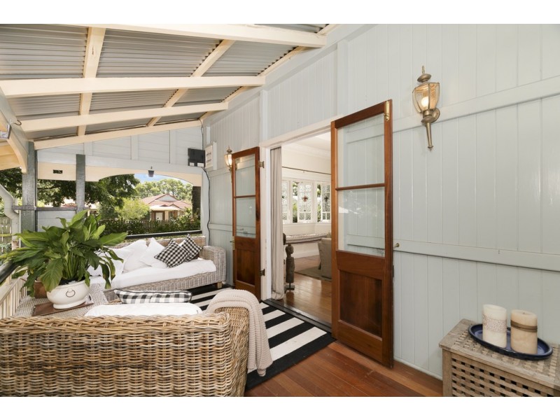 262 Oxley Road, Graceville QLD 4075