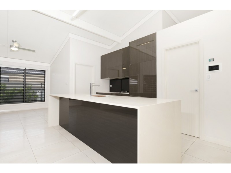 18 Providence Way, Narangba QLD 4504