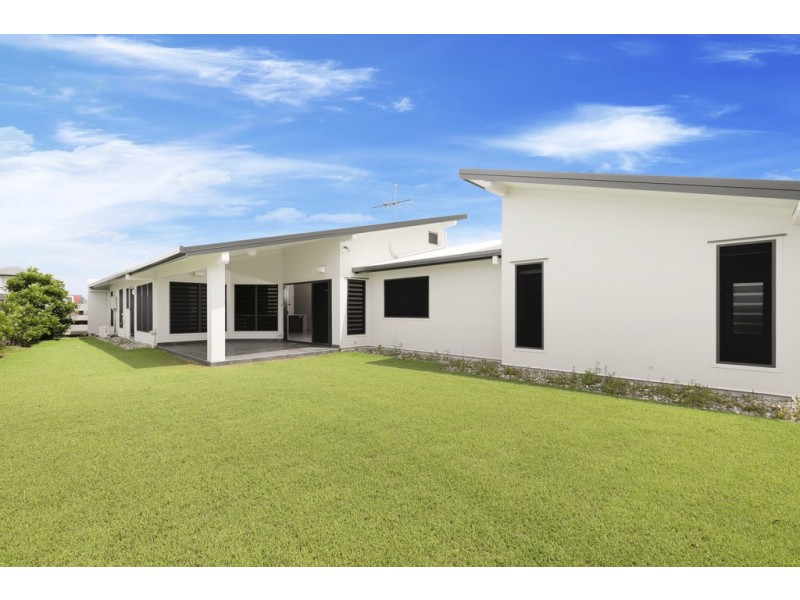 18 Providence Way, Narangba QLD 4504