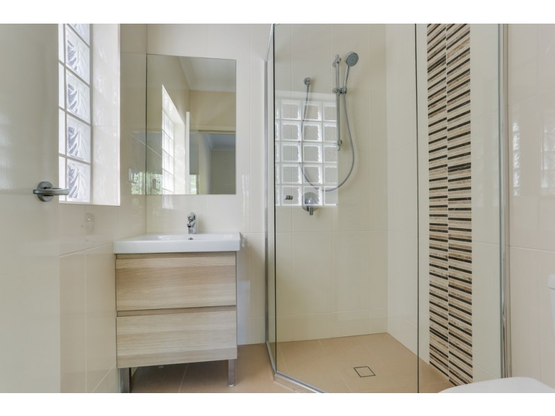 1/21 Forrester Terrace, Bardon QLD 4065