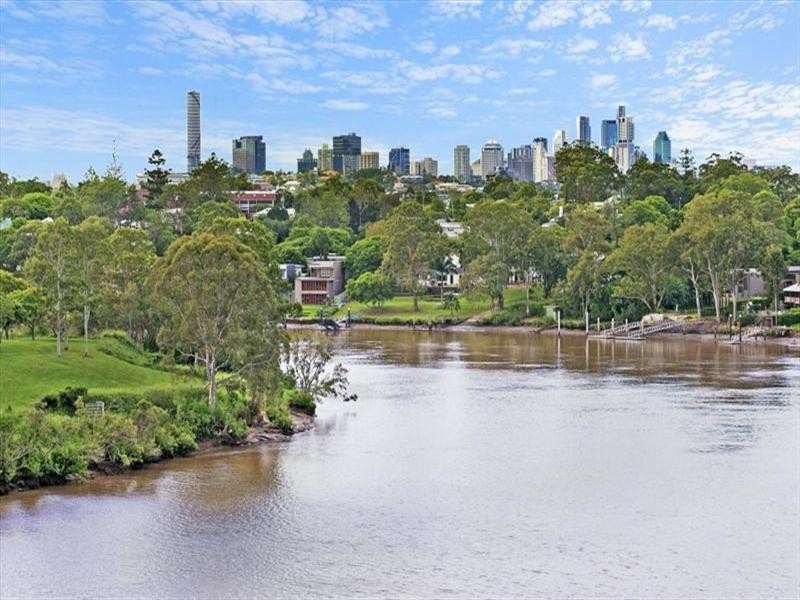 Tennyson QLD 4105
