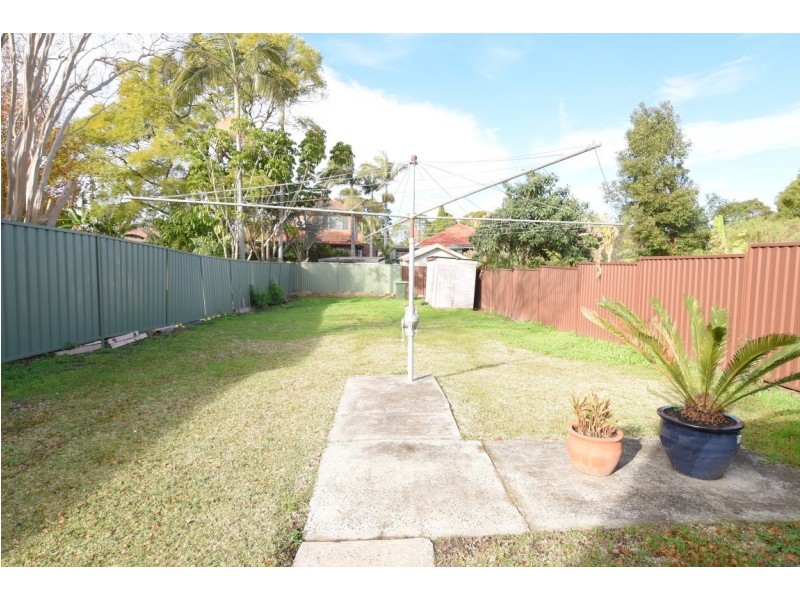 32 VIOLA, Punchbowl NSW 2196