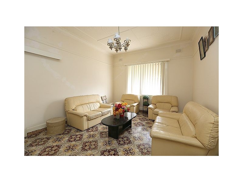 32 Matthews Street, Punchbowl NSW 2196