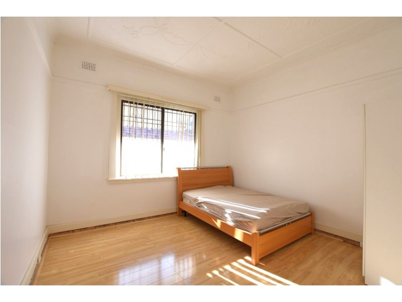 32 Matthews Street, Punchbowl NSW 2196