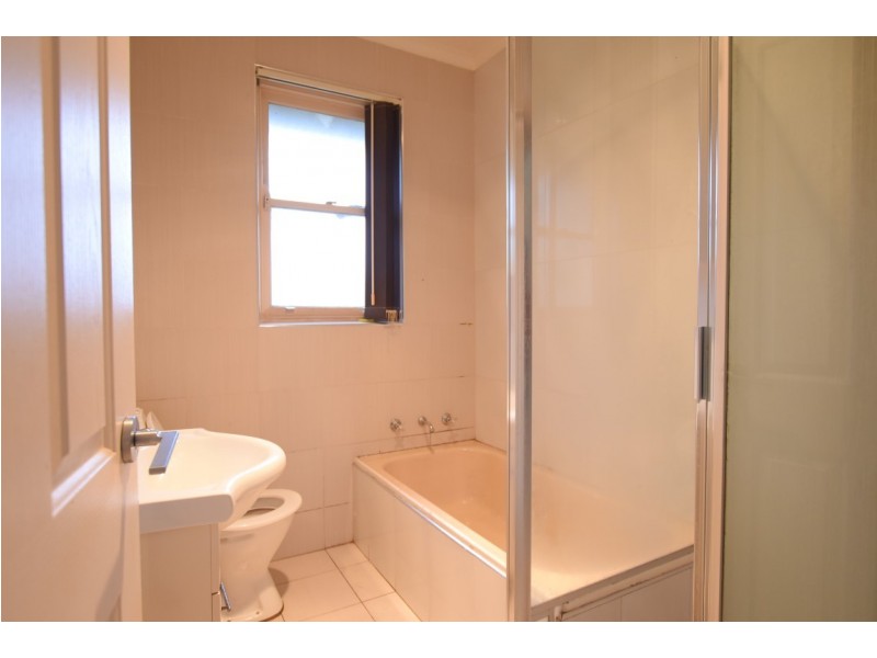 6/65 BROADWAY, Punchbowl NSW 2196