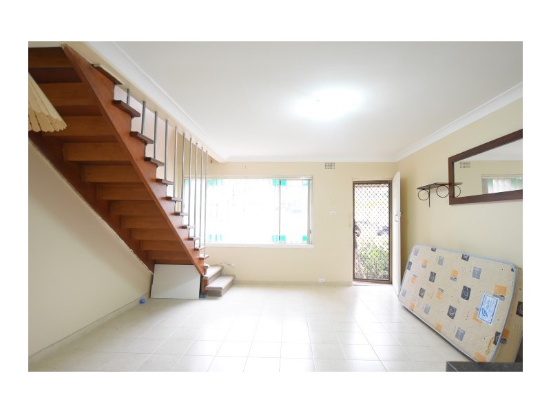 5/25 Blenman ave, Punchbowl NSW 2196