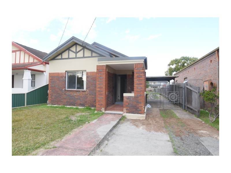 54 GOWRIE AVE, Punchbowl NSW 2196