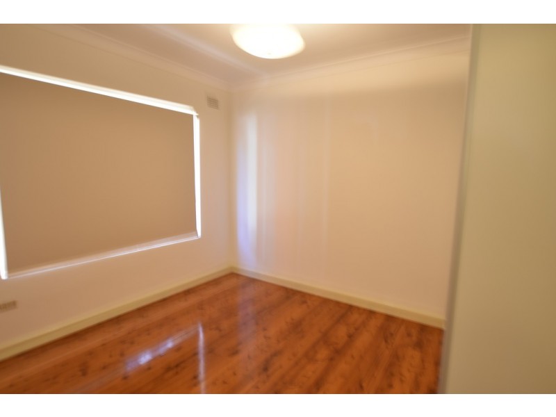 2/18 Broadway, Punchbowl NSW 2196